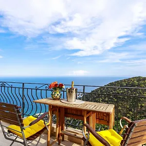 https://sea-side-apartment-between-nice-and-monaco-2.fr-provencehotel.com