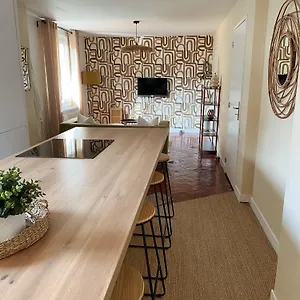 https://la-avignon.fr-provencehotel.com